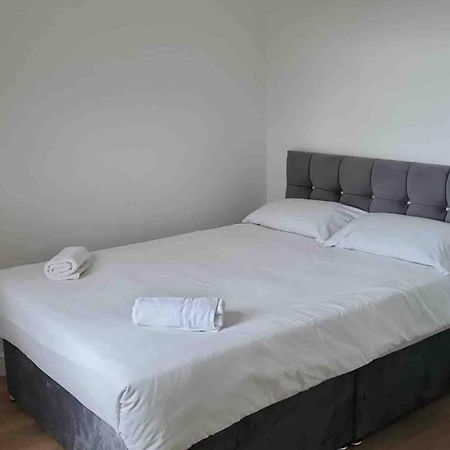 Catherine 5 Bedroom House Crewe Zewnętrze zdjęcie